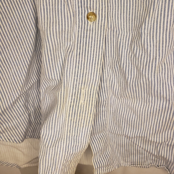 XQUIZZIT USA Medium Button Down Tee - Picture 5 of 7